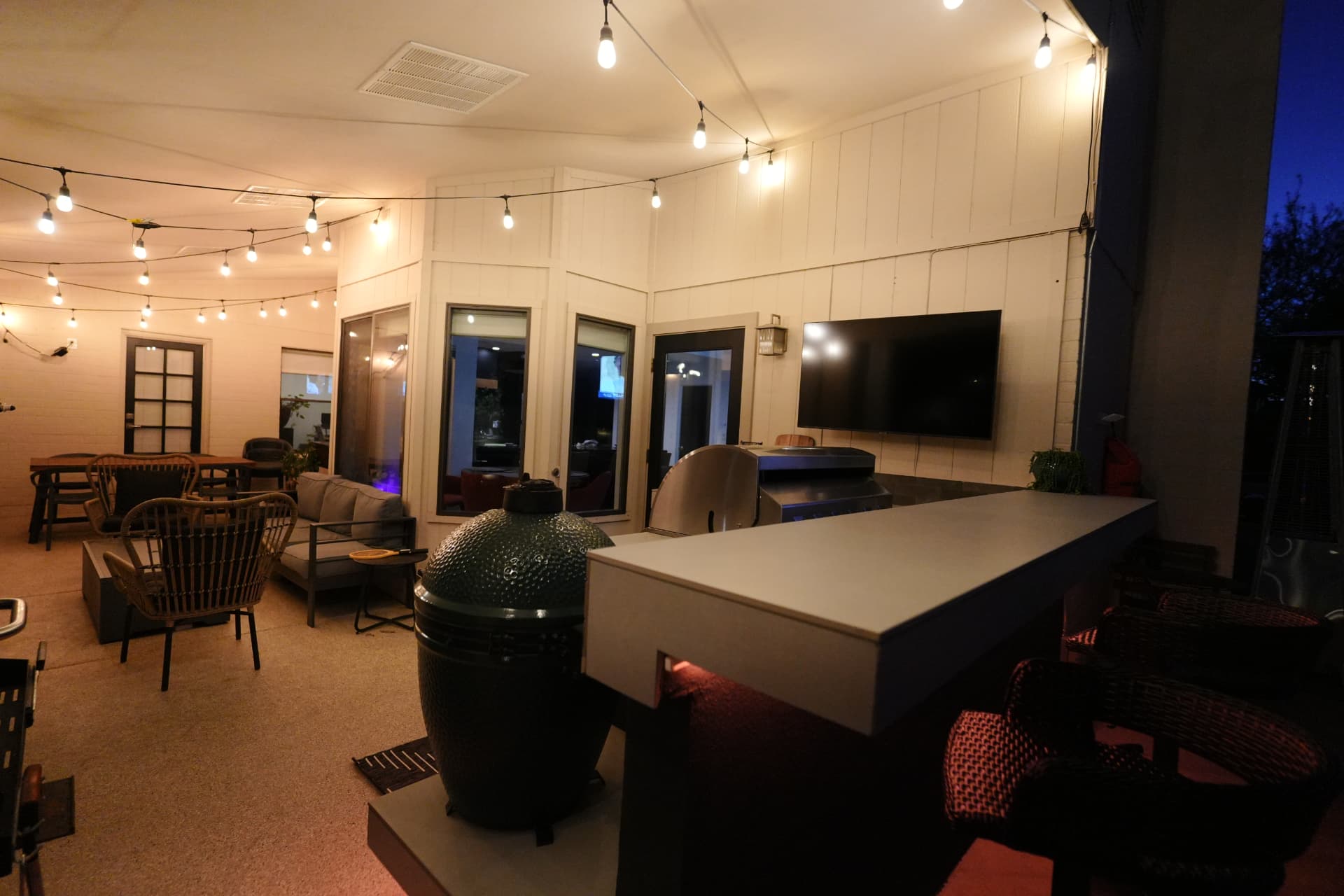 Outdoor Kitchens & BBQ Islands project photo 3